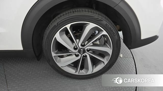 Kia Niro id 4873482 из Кореи 13