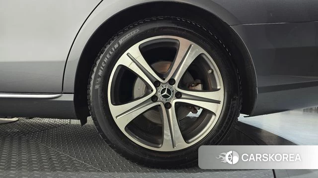 Mercedes-Benz E-Class W213 id 4732743 из Кореи 13