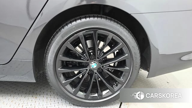 BMW 5 Series (G30) id 4303189 из Кореи 13