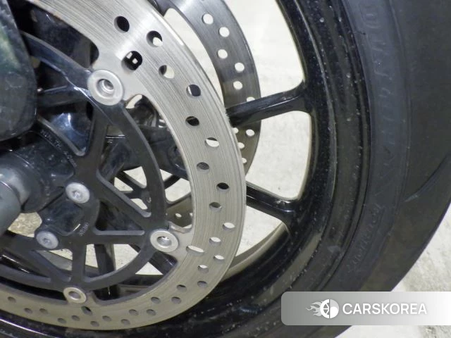 Triumph SPEED TRIPLE 1200 RR id 3946664 из Японии 13