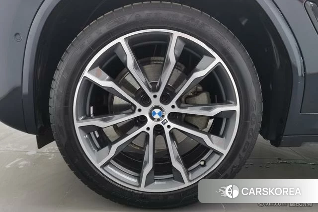 BMW X3 id 4253197 из Китая 13