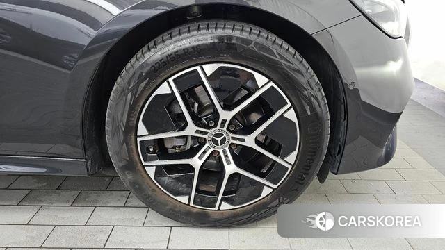 Mercedes-Benz E-Class W214 id 4578679 из Кореи 13