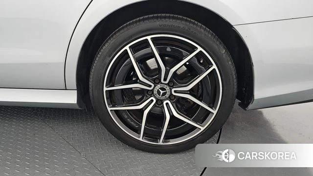 Mercedes-Benz E-Class W213 id 4671596 из Кореи 13