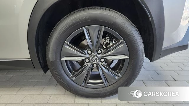 Lexus UX300h id 4427241 из Кореи 13