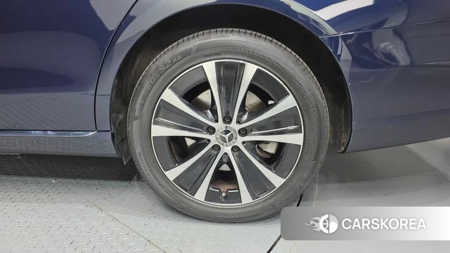 Mercedes-Benz E-Class W213 id 4507519 из Кореи 13