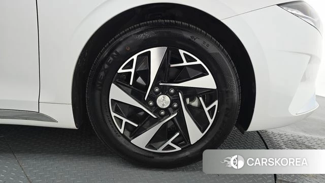 Hyundai The New Grandeur IG Hybrid id 4657198 из Кореи 13
