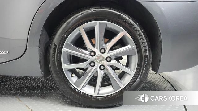 Lexus New ES300h id 4642976 из Кореи 13