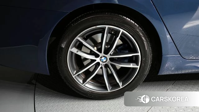 BMW 5 Series (G30) id 4187719 из Кореи 13
