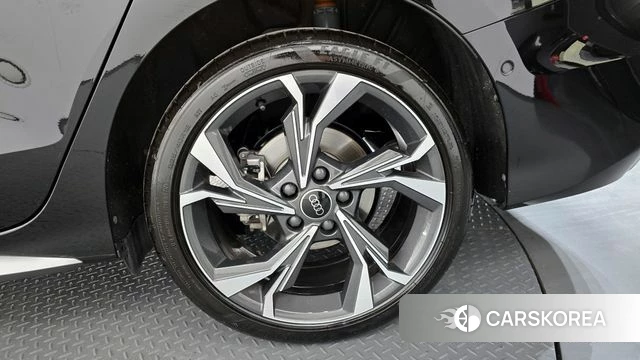 Audi A3 (8Y) id 4359837 из Кореи 13