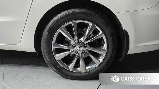 Kia The New Carnival id 4411186 из Кореи 13