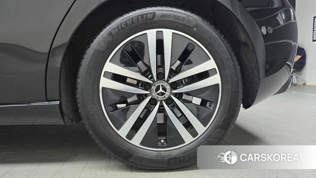 Mercedes-Benz A-Class W177 id 4637010 из Кореи 13