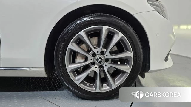 Mercedes-Benz E-Class W213 id 4411170 из Кореи 13