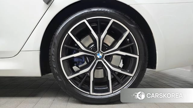 BMW 5 Series (G30) id 4774036 из Кореи 13