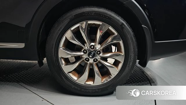 Kia The New Sorento id 4188607 из Кореи 13