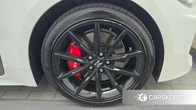 Kia Stinger Meister id 4855624 из Кореи 13