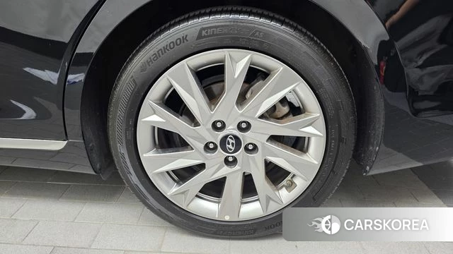 Hyundai The New Grandeur IG Hybrid id 4692557 из Кореи 13