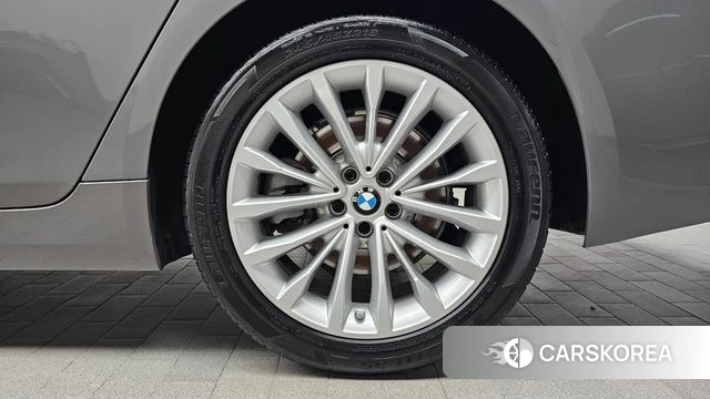 BMW 5 Series (G30) id 4716410 из Кореи 13