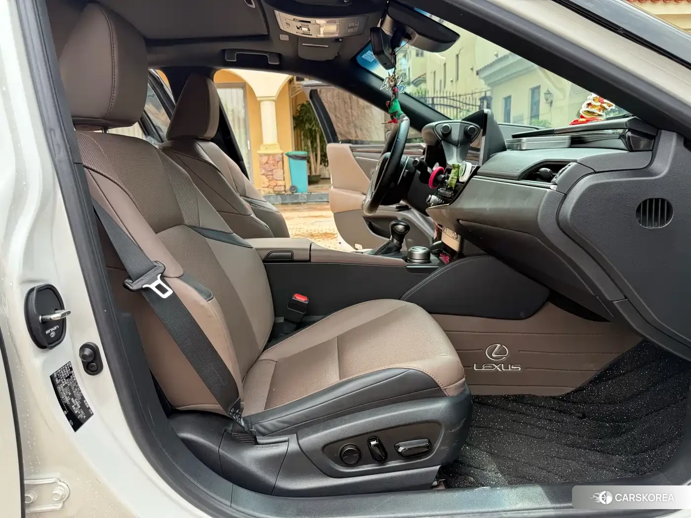 Lexus ES id 4559794 из Китая 13