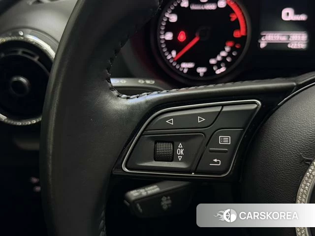 Audi A3 id 4211041 из Китая 13
