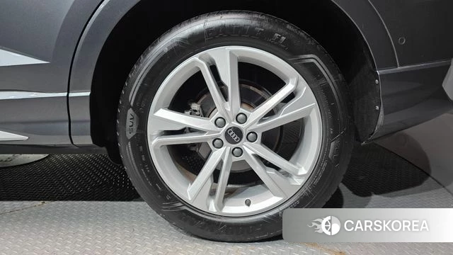 Audi Q3 (F3) id 4506381 из Кореи 13