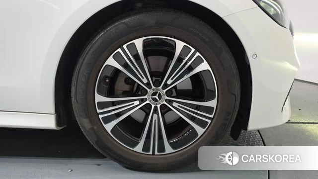 Mercedes-Benz E-Class W214 id 4560498 из Кореи 13