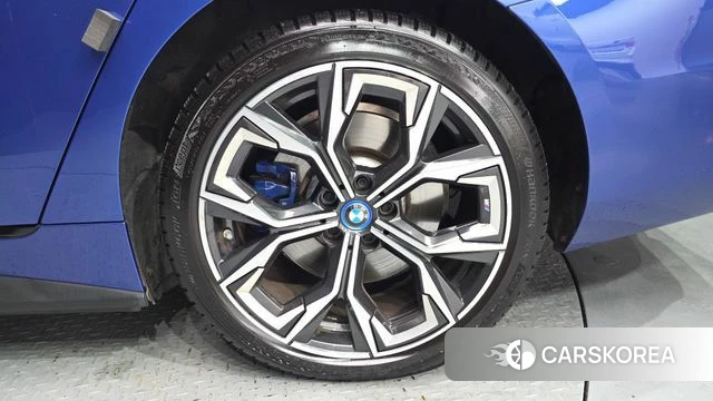 BMW i4 id 4603256 из Кореи 13
