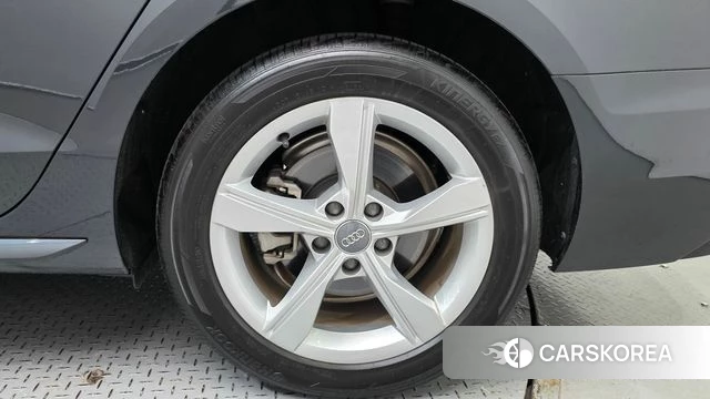 Audi A4 (B9) id 4785073 из Кореи 13