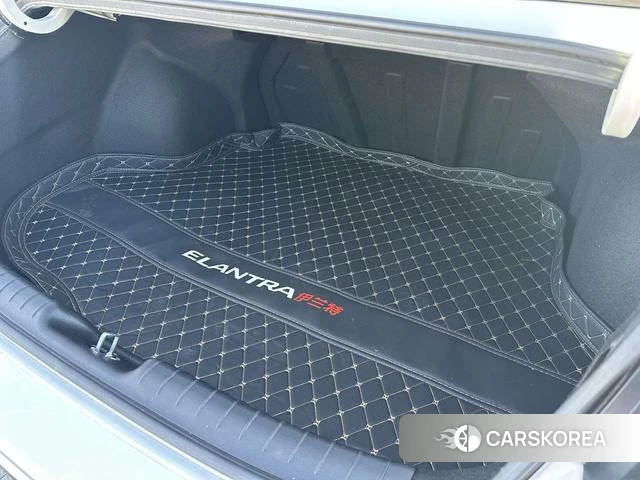 Hyundai Elantra id 4214999 из Китая 13