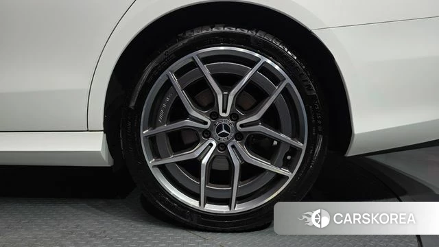Mercedes-Benz E-Class W213 id 4712126 из Кореи 13