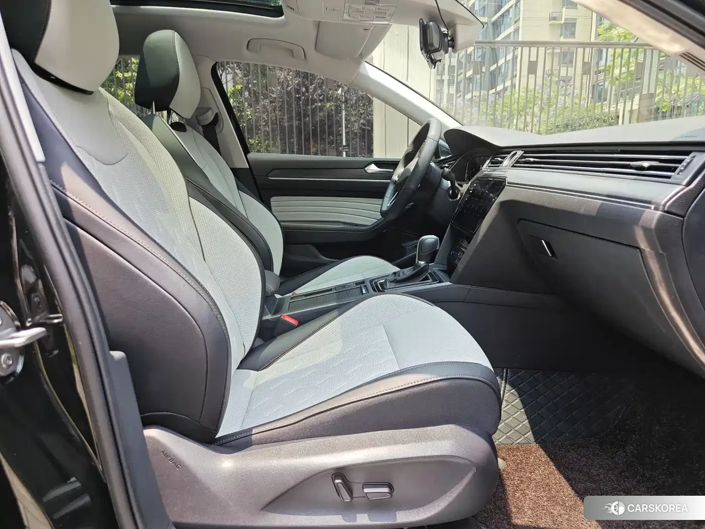 Volkswagen Magotan id 4553659 из Китая 13