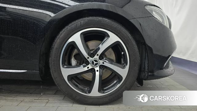 Mercedes-Benz E-Class W213 id 4568249 из Кореи 13