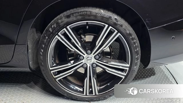 Volvo S60 3rd generation id 4594021 из Кореи 13