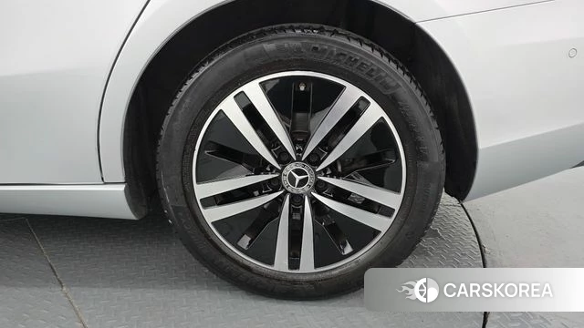 Mercedes-Benz A-Class W177 id 4657318 из Кореи 13