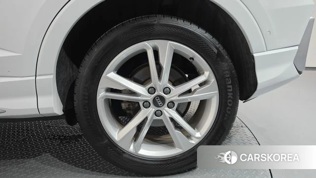 Audi Q3 (F3) id 4701845 из Кореи 13