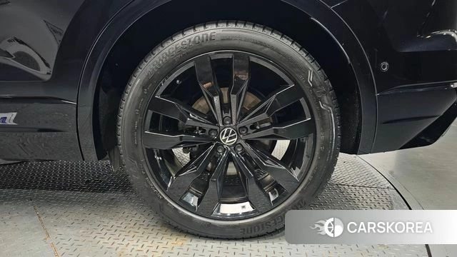 Volkswagen Touareg 3rd generation id 4754681 из Кореи 13