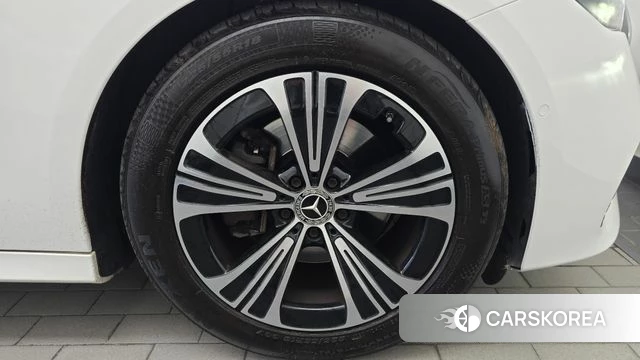 Mercedes-Benz E-Class W214 id 4778221 из Кореи 13