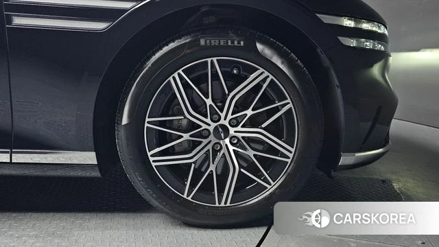 Genesis G90 (RS4) id 4409427 из Кореи 13