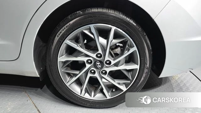 Hyundai The New Avante AD id 4477333 из Кореи 13