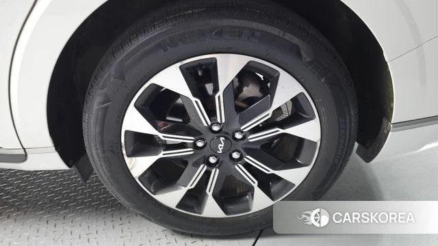 Kia Carnival 4th generation id 4893955 из Кореи 13