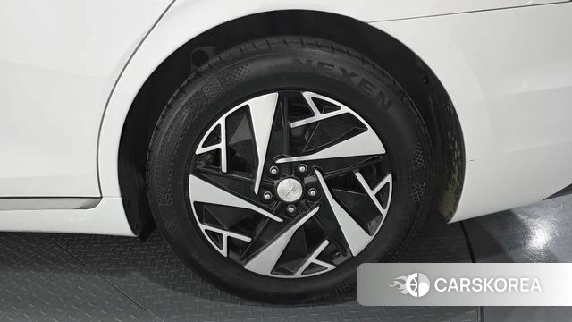 Hyundai The New Grandeur IG Hybrid id 4249655 из Кореи 13
