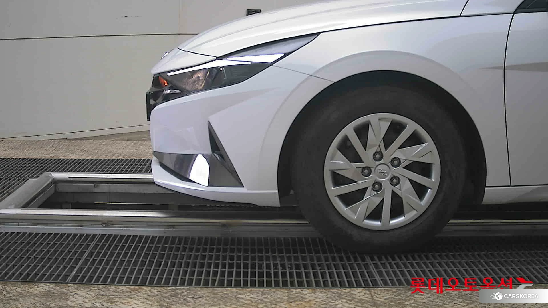 Hyundai Avante id 3869268 из Кореи 13