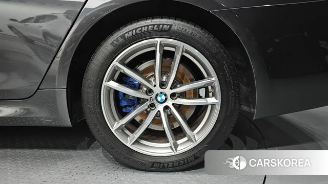 BMW 5 Series (G30) id 4642973 из Кореи 13