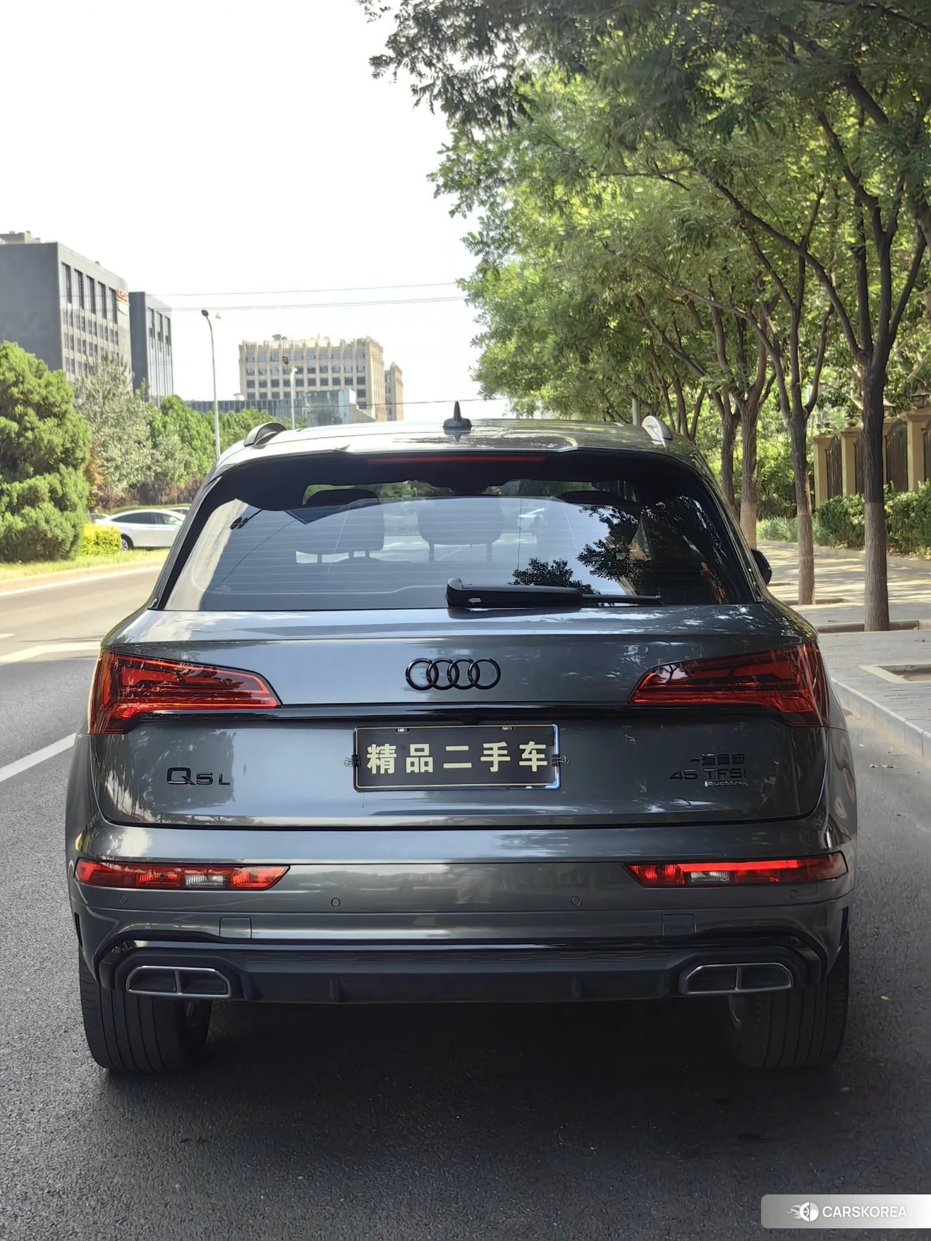 Audi Q5L id 4426578 из Китая 13
