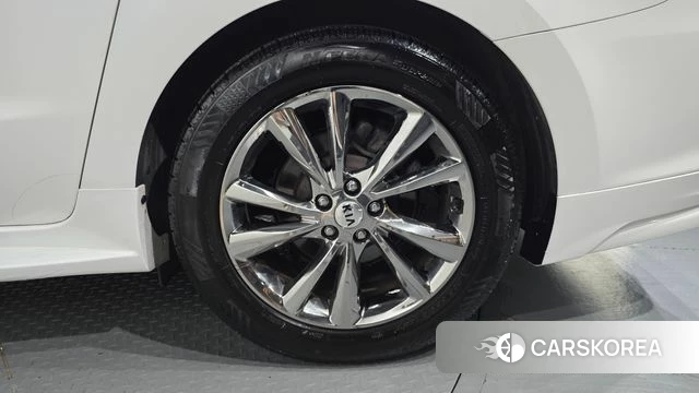 Kia The New Carnival id 4849720 из Кореи 13