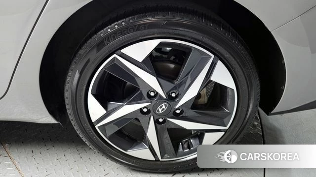 Hyundai Avante Hybrid (CN7) id 4283718 из Кореи 13