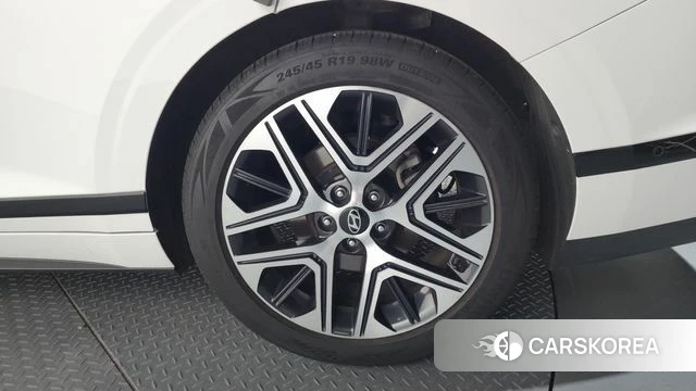 Hyundai Grandeur (GN7) id 4308920 из Кореи 13