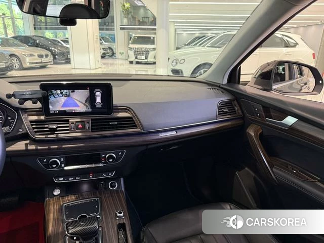 Audi Q5L id 4259981 из Китая 13