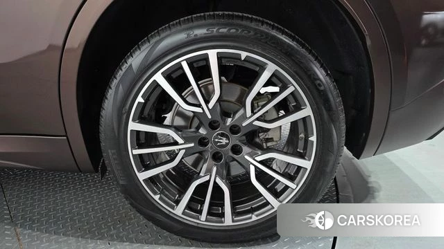 Maserati Grecale id 4566238 из Кореи 13