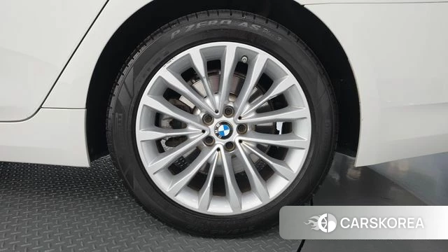 BMW 5 Series (G30) id 4917660 из Кореи 13