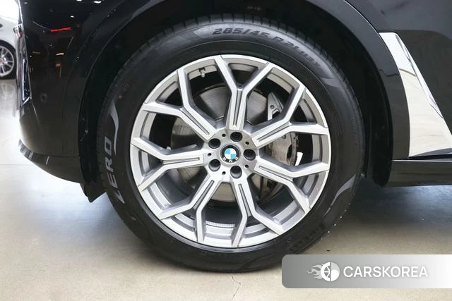BMW X7 id 4261733 из Китая 13